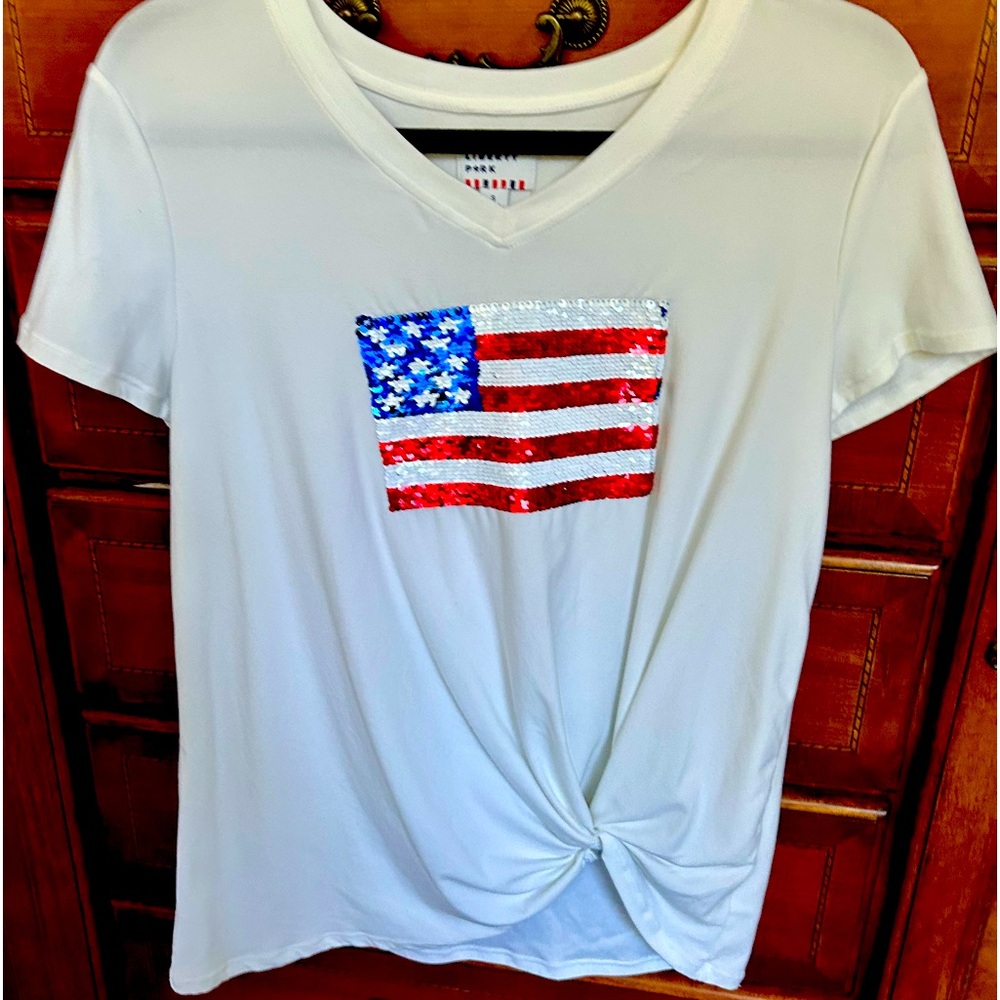 Patriotic tee with sequin flag on the front